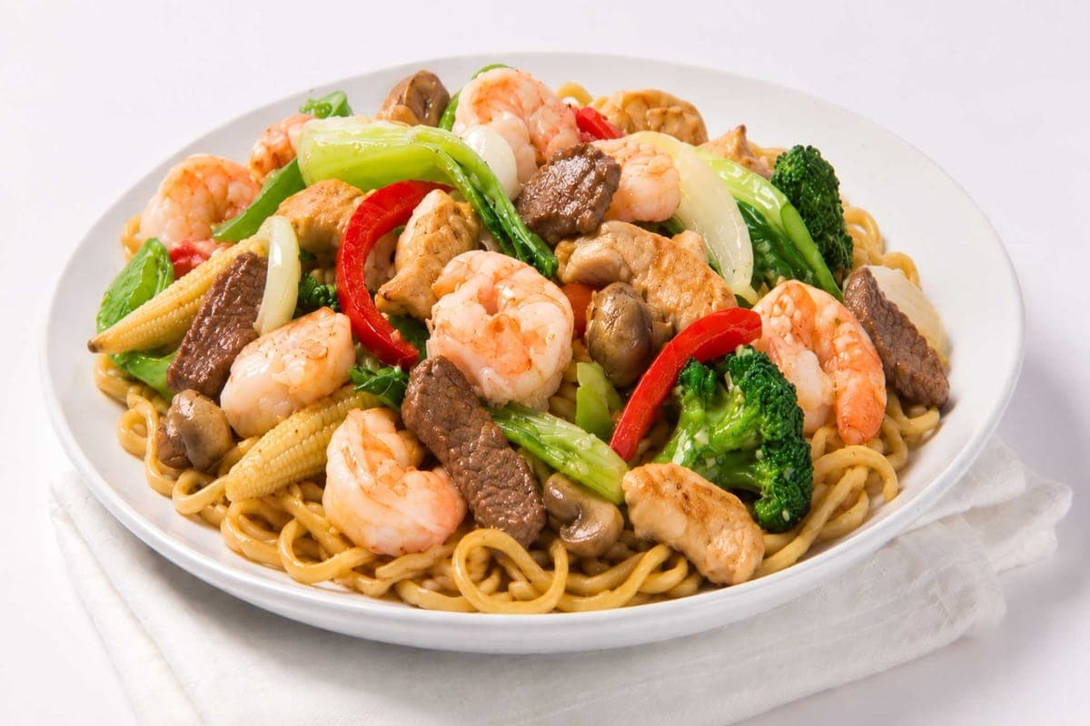 Cantonese Chow Mein (Noodles)