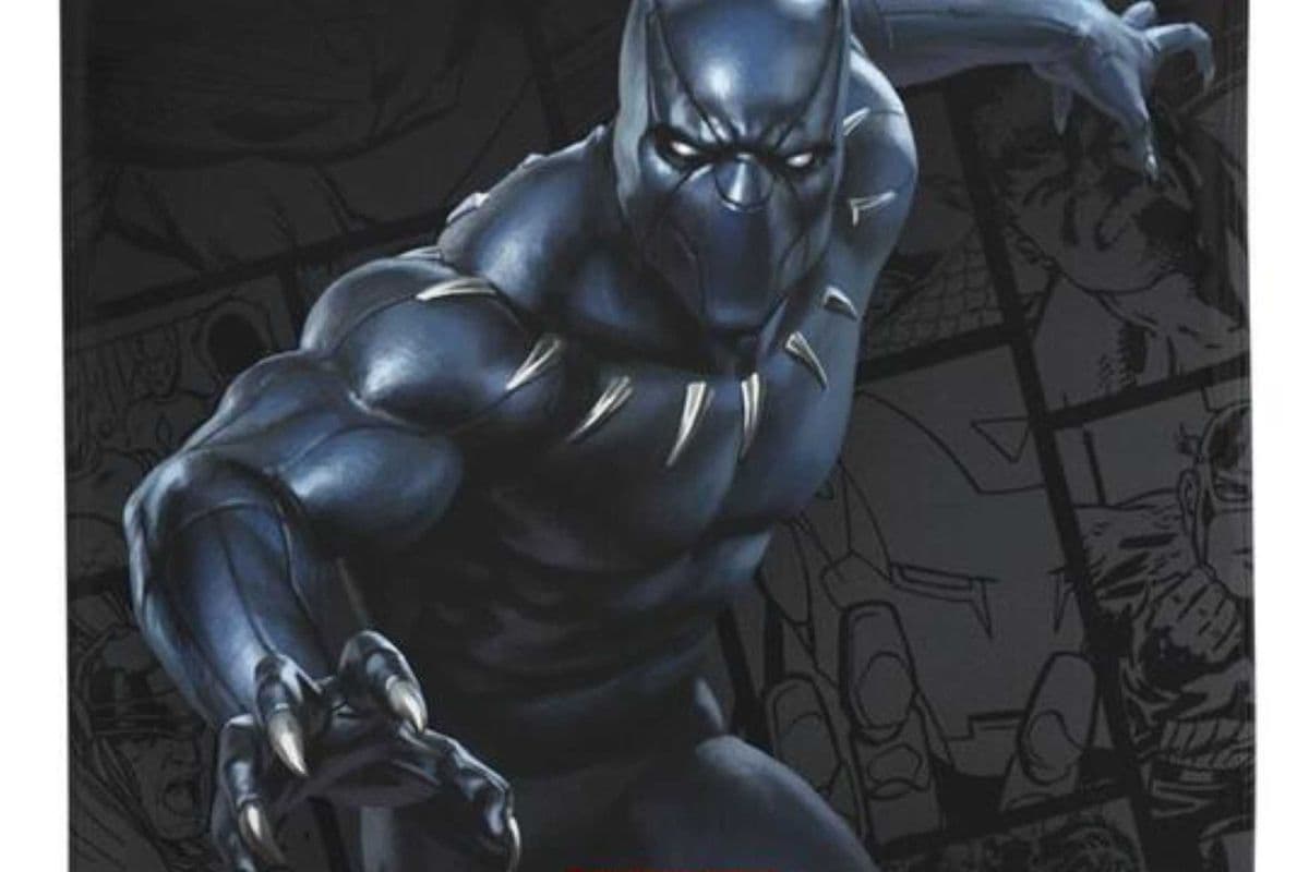 Magic: The Gathering Marvel Super Heroes booster pack