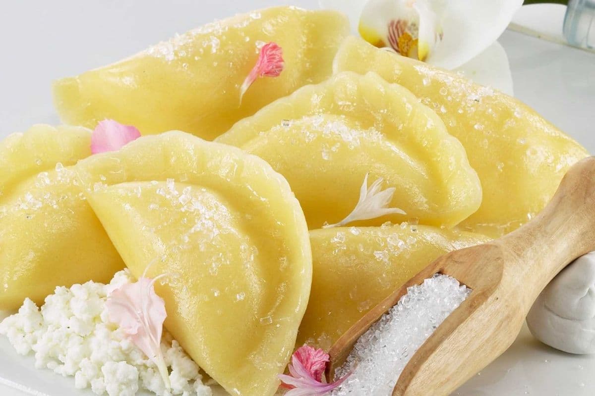 Perogies with Sweet Cottage Cheese (9 pcs)