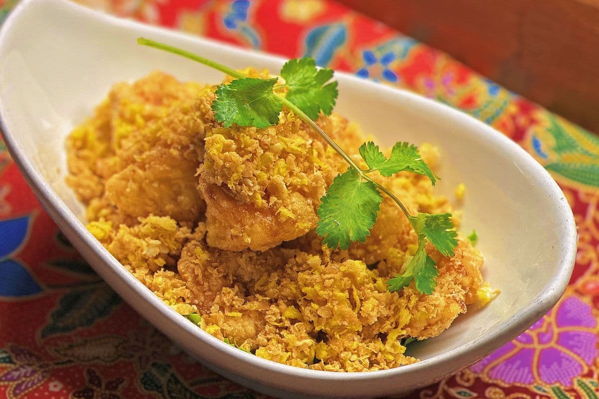 Crispy Whole Grain Prawns 麦片虾