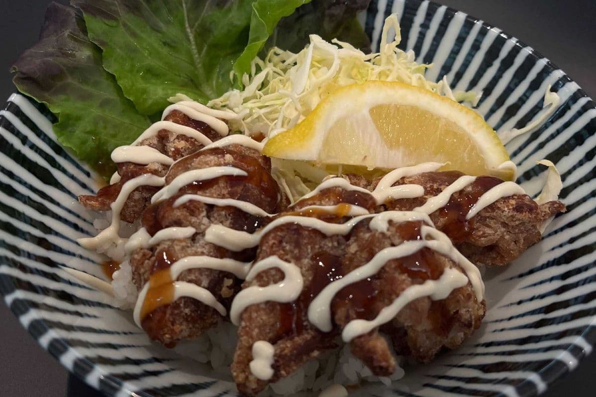 "Chickun" Karaage Donburi (Vegan, gluten-free, made with organic ingredients)