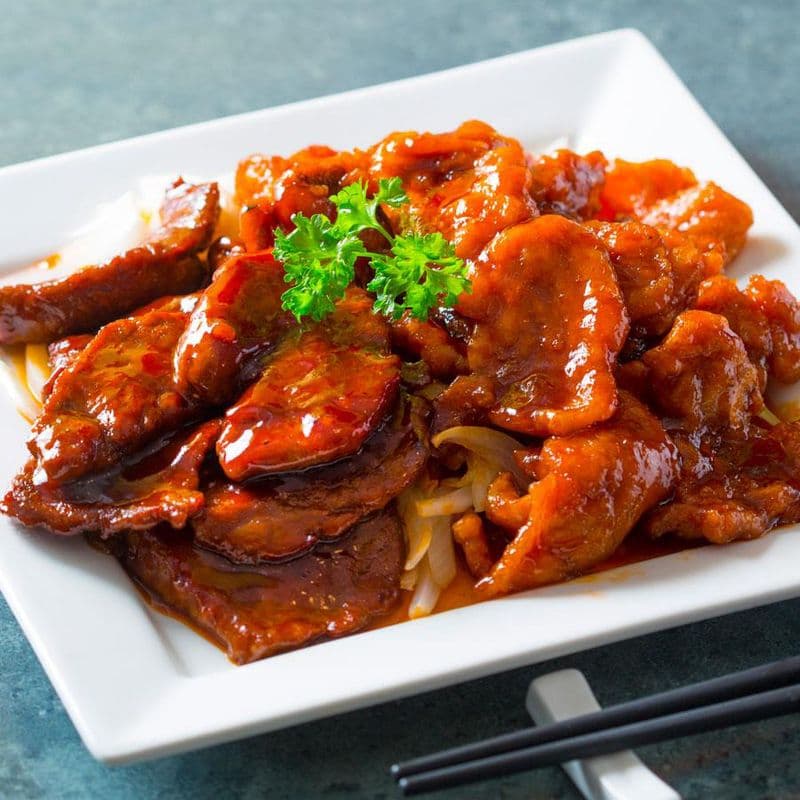 Pork Chops & Beef Tenderloin in Special Sauce 鴛鴦焗扒