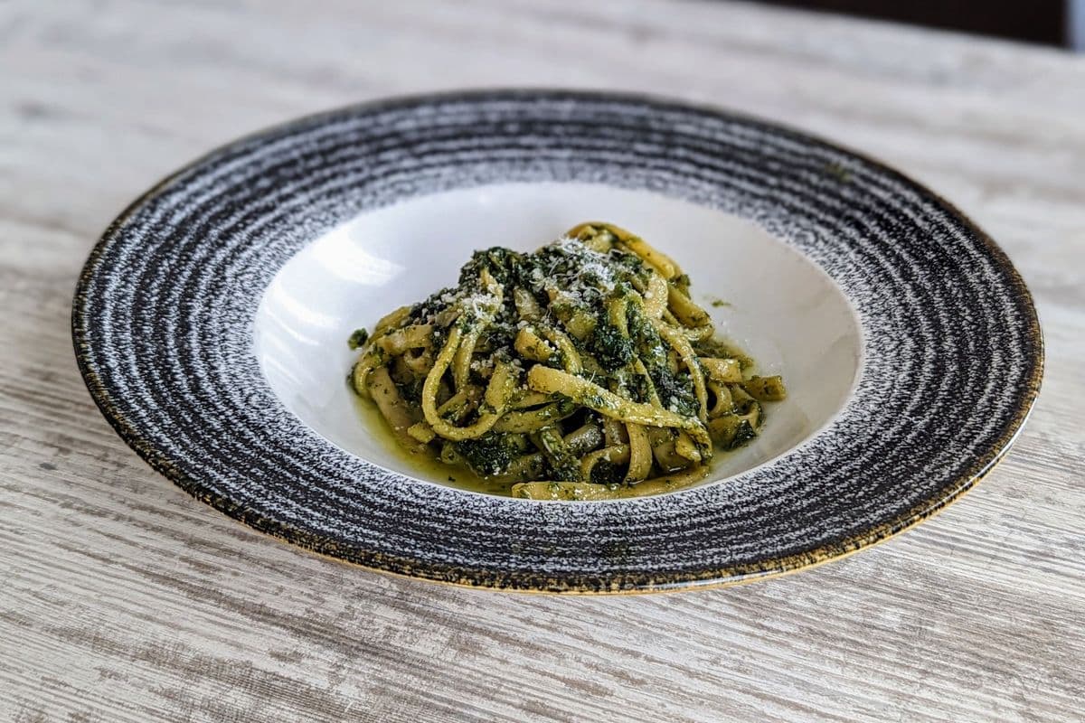 Fettuccine al Pesto