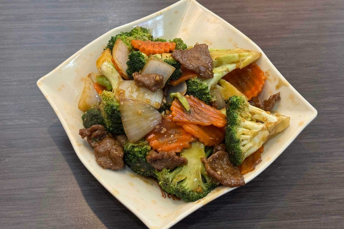 Chicken/ Beef or BBQ Pork with Broccoli