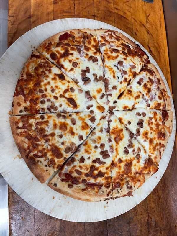 Small Canadiana Pizzas