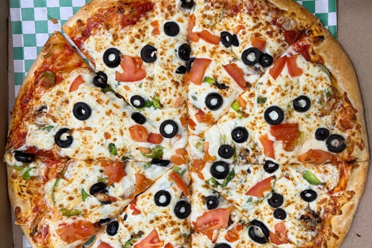 Végétarienne / Vegetarien Pizza