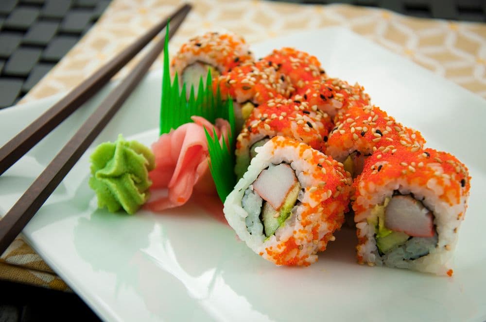 01. California Roll (8 pcs) - 加州