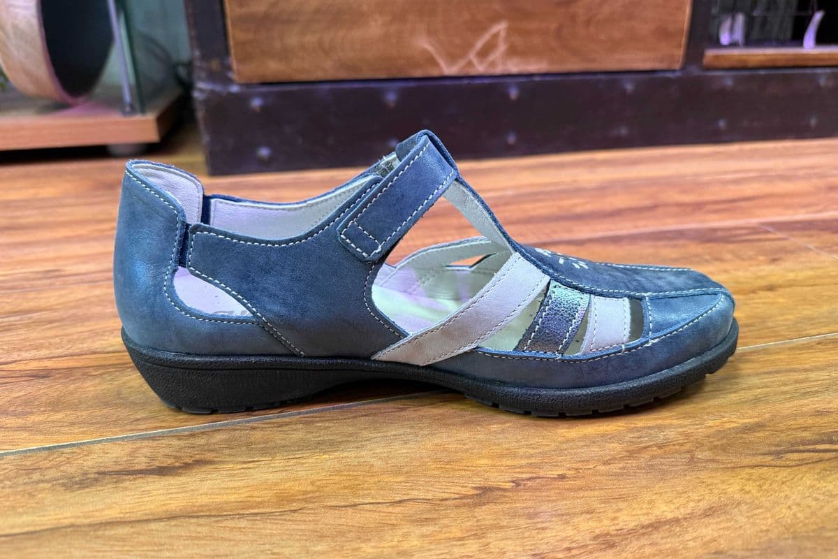 Comfort moccasin-style shoe (37,38,39,40,41)