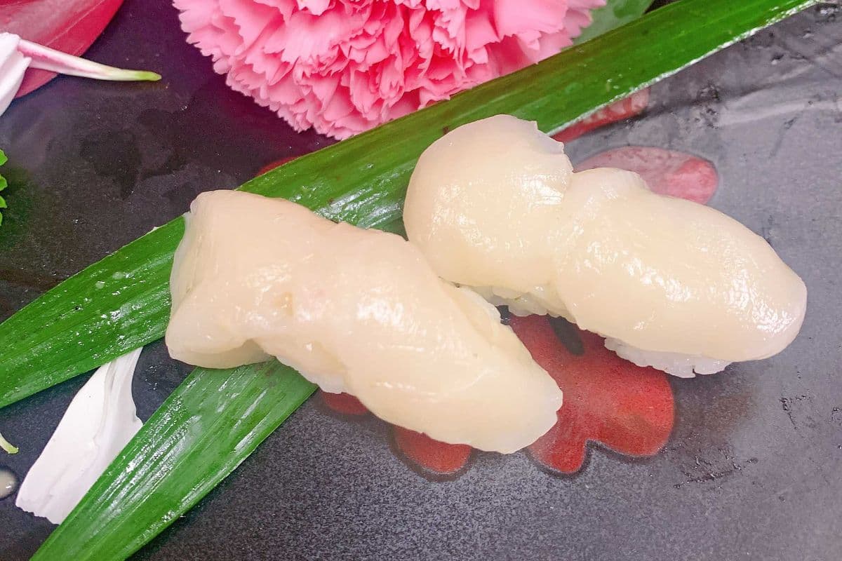 C10. Scallop(sushi 2pcs)