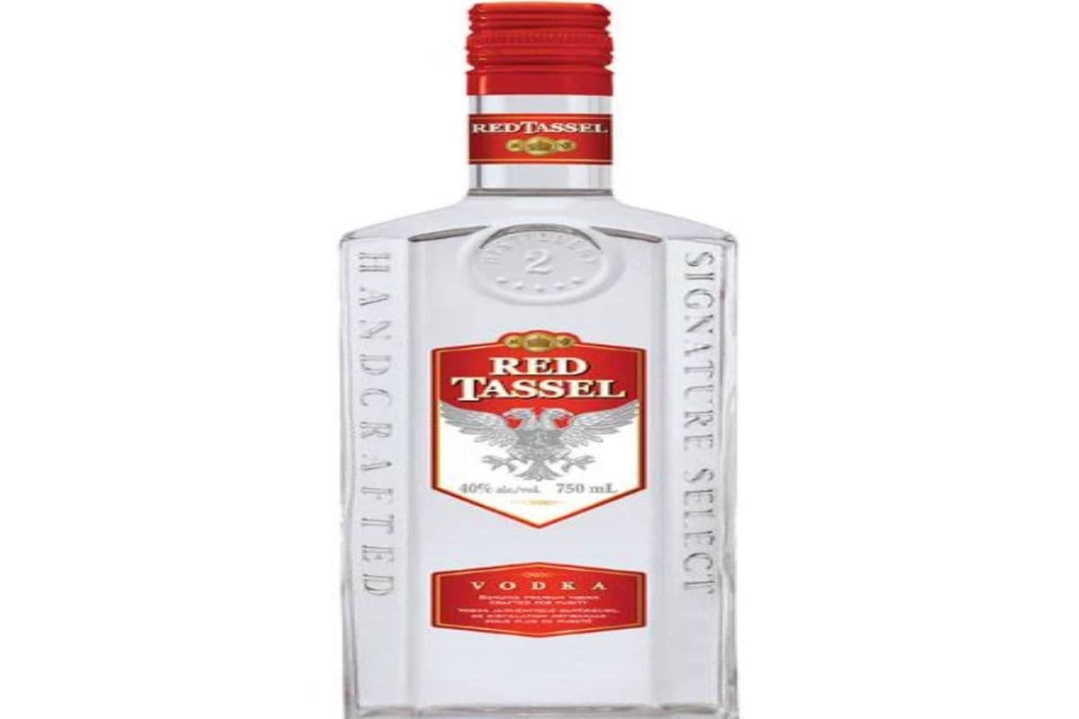 Red Tassel Vodka (1 x 750 ml)