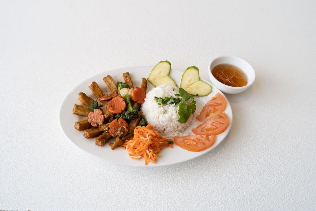 59. Wok-Seared Mixed Vegetables and Tofu on Steamed Rice