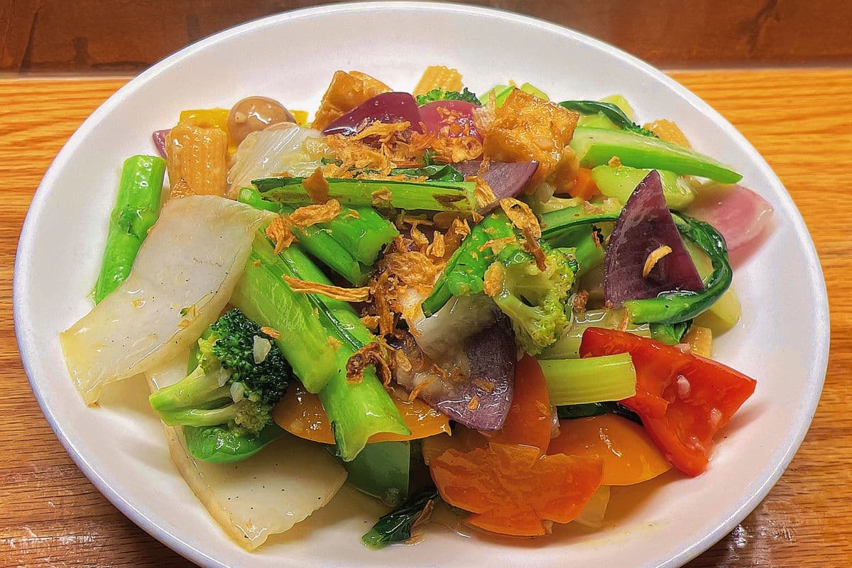 Mixed Vegetable Delight 炒雜菜豆腐