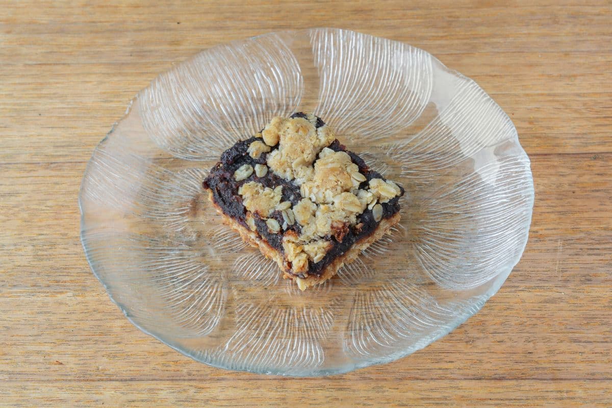 Date Squares (1 pc)