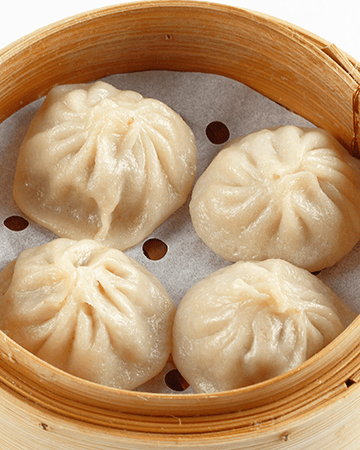 5. Steamed Shanghai Style Pork Dumplings 5. 南翔小籠包