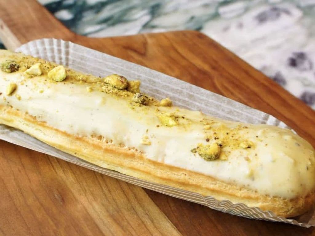 Eclair - Pistachio