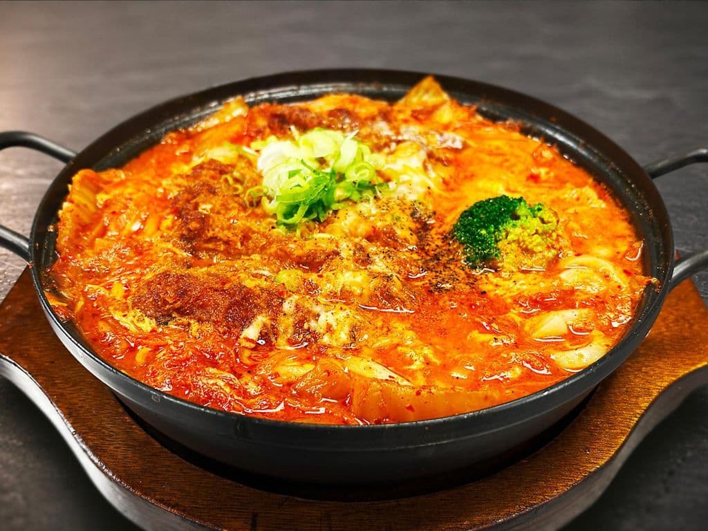 Kimchi Katsu Udon Nabe