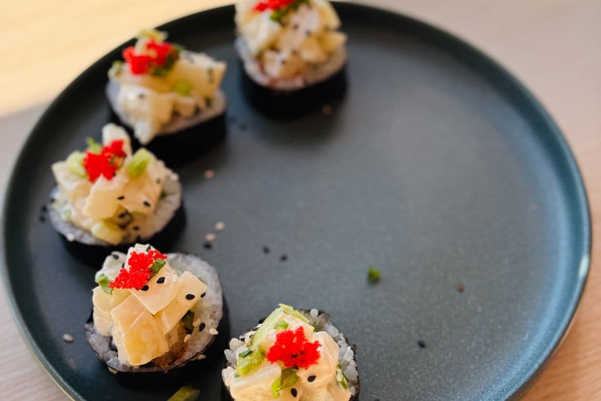 Maki crevettes et salsa de poire