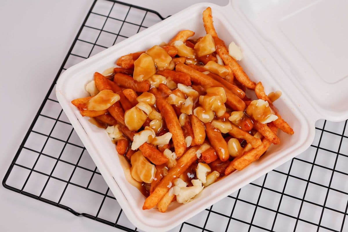 The Classic Poutine