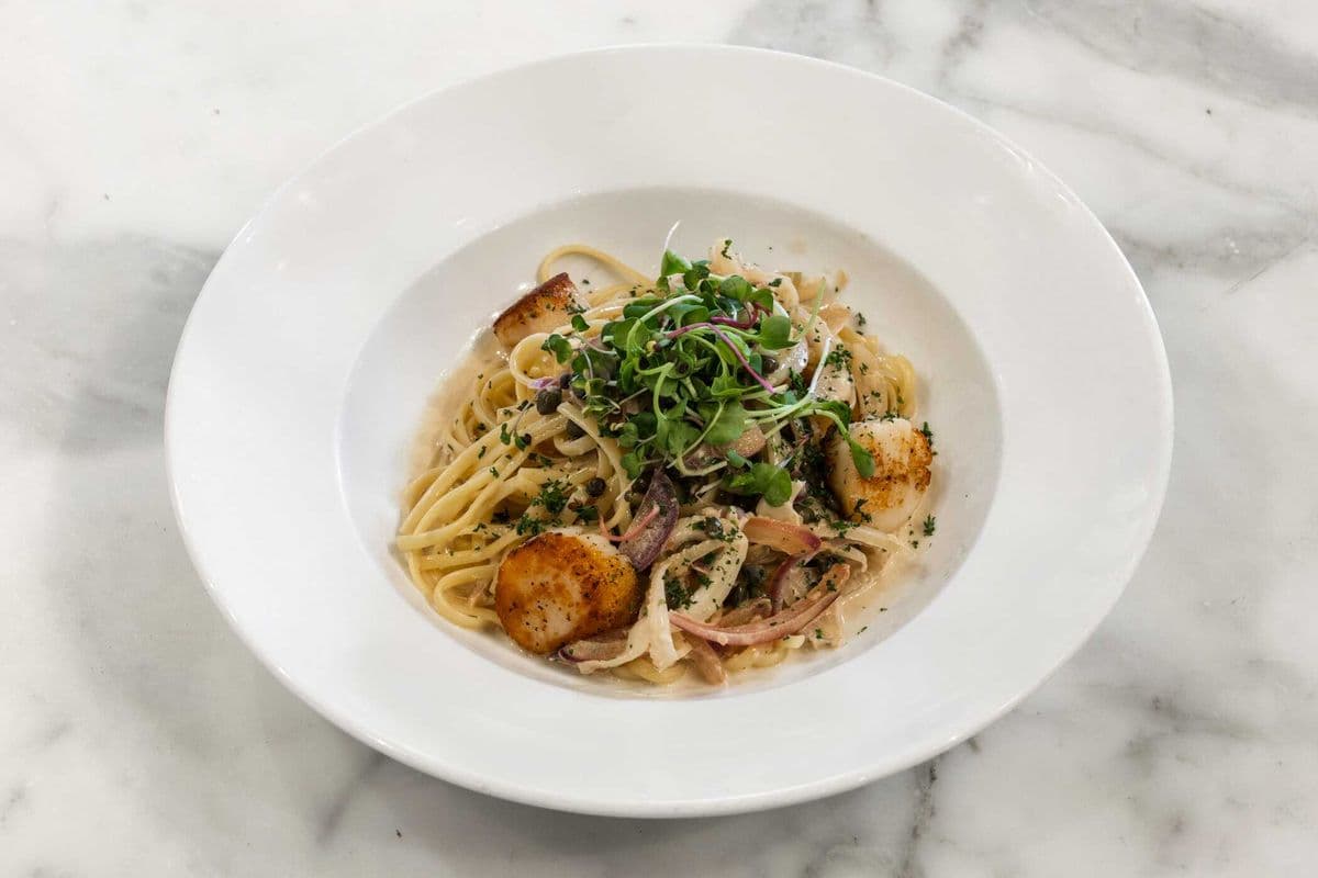 Linguini with Sea Scallops