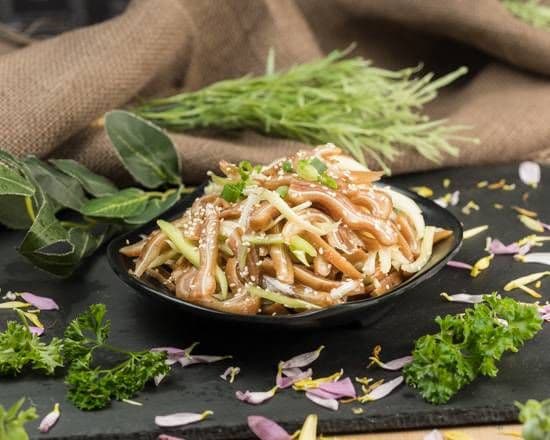 Celery and Pig Ear in Garlic and Soy Sauce