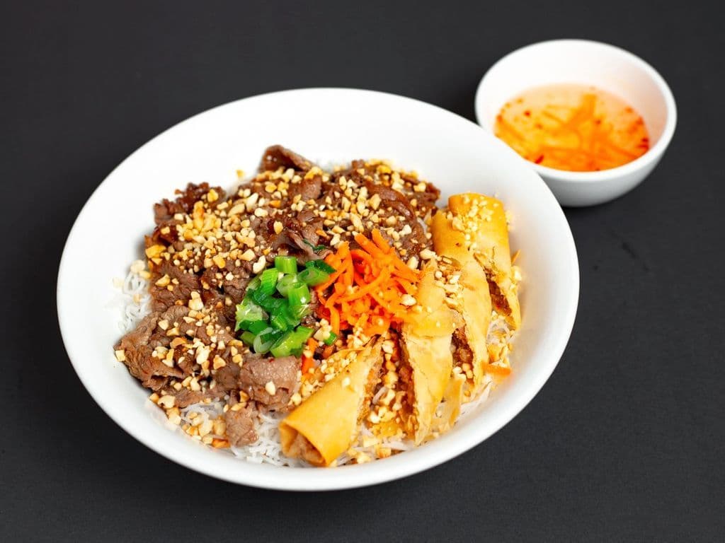 V4. Grilled Meat & Spring Roll