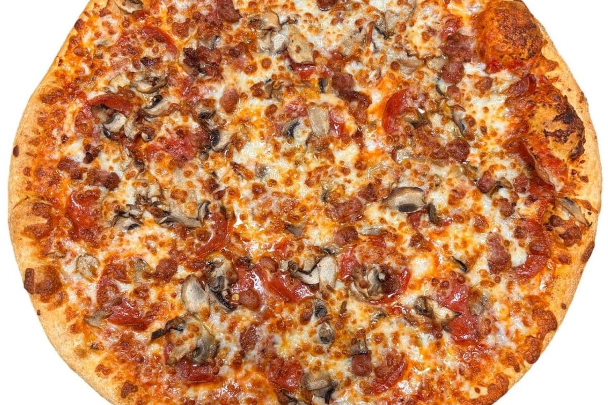 Large Canadian Pizza