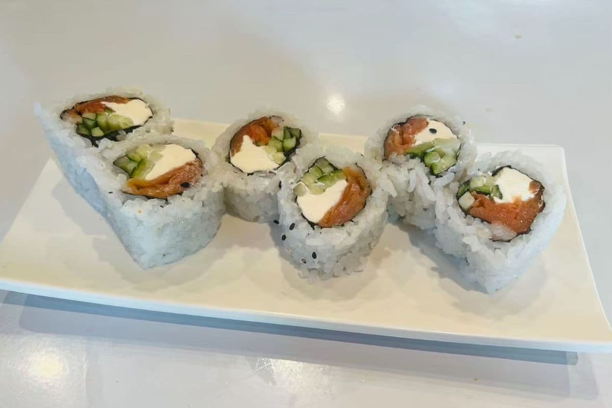 M11. Philadelphia Roll (6 pcs)