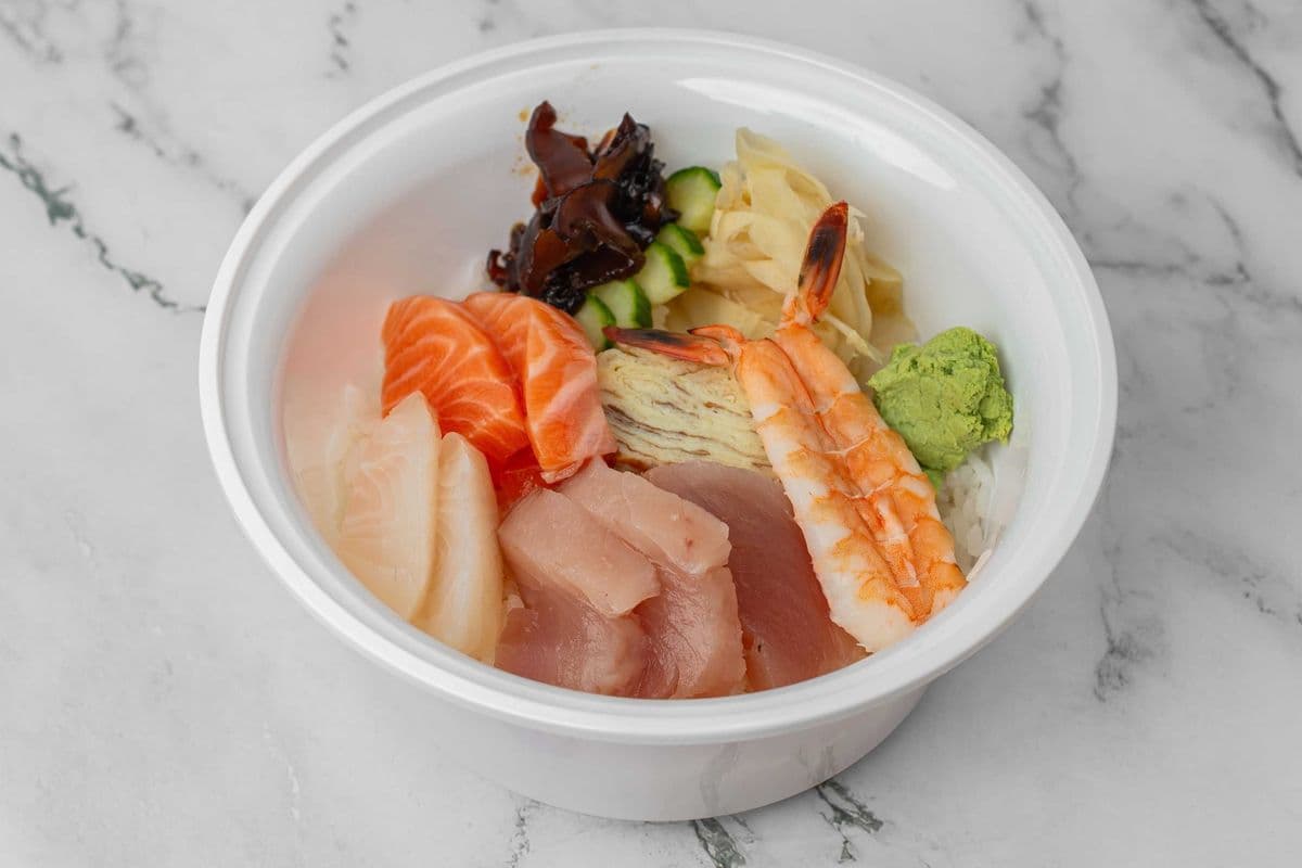 Chirashi Don (9 pcs)