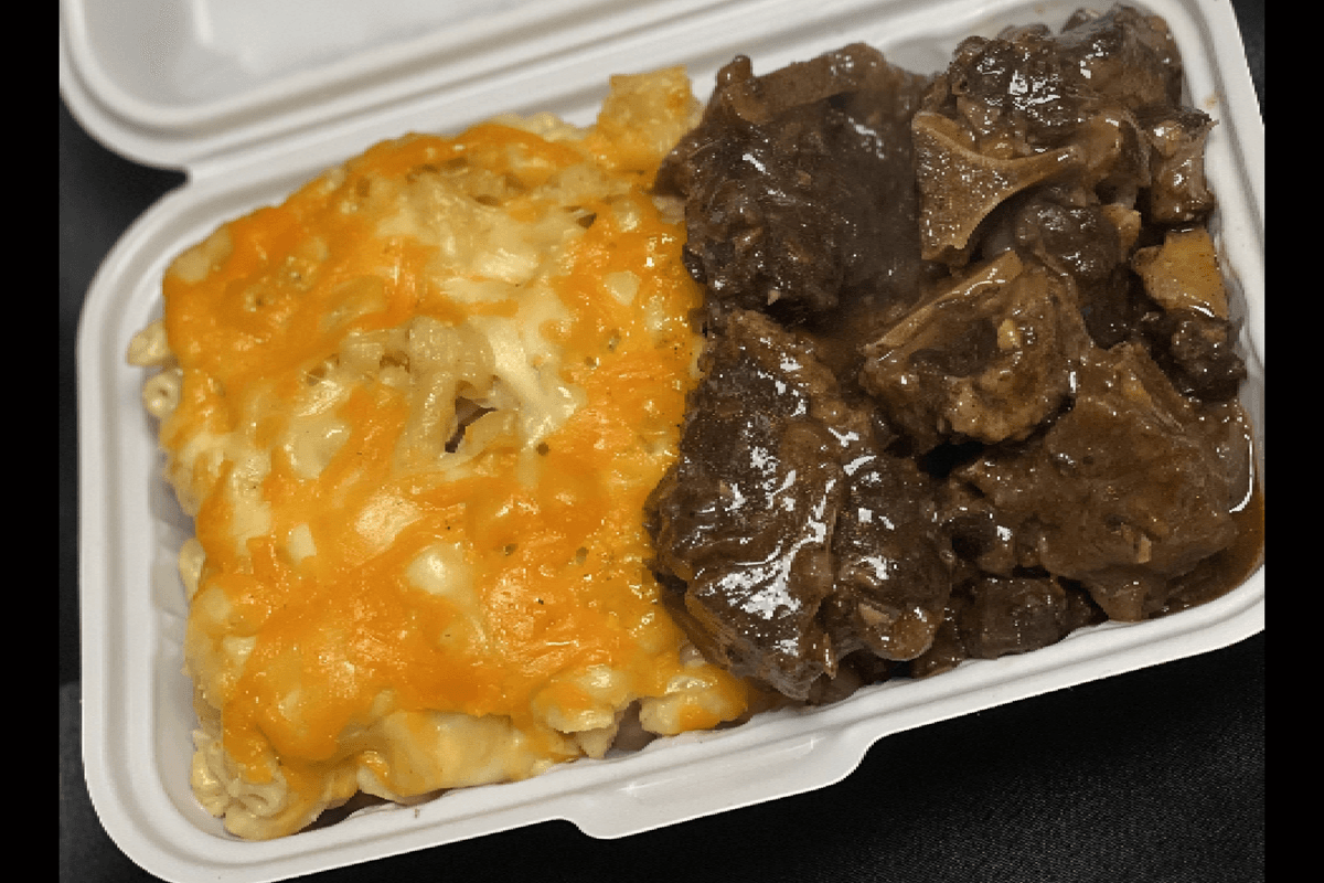 Daily Lunch Special - Mac and Cheese Oxtail Combo