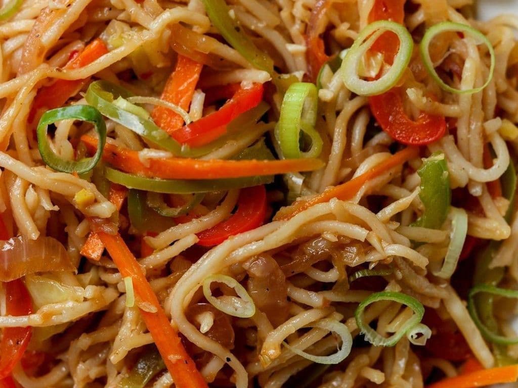 Veg Hakka Chowmein