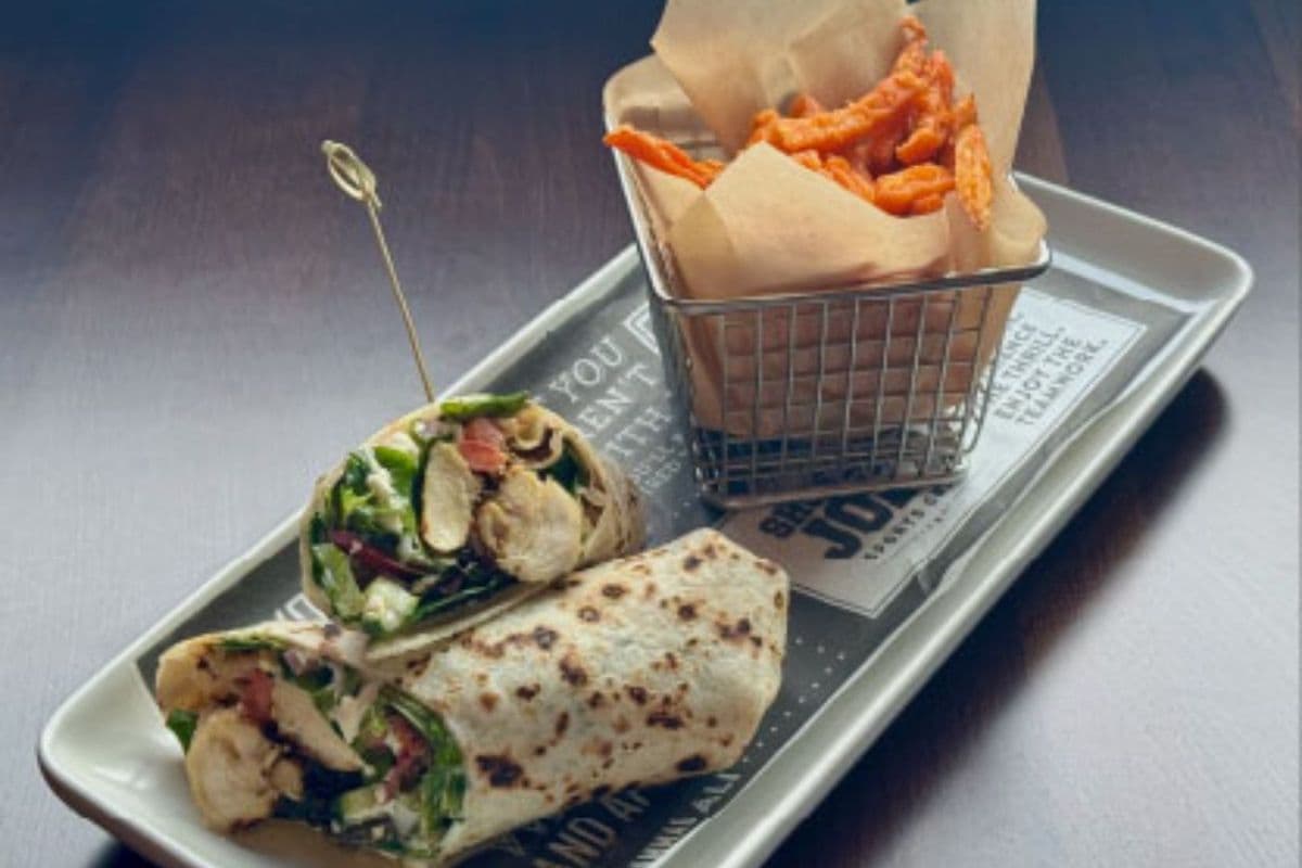Mediterranean Grilled Chicken Wrap