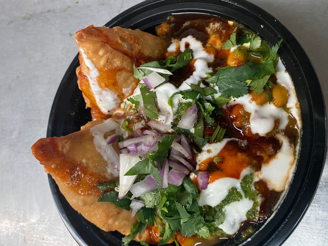 Channa Samosa( get one jal jira btl )