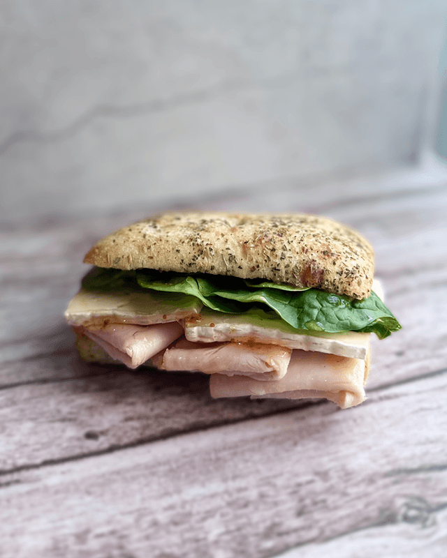 Sandwich – Smoked Turkey, Brie & Fig