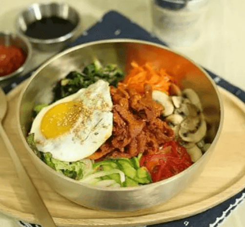 Bibimbap au porc épicé / Spicy Pork Bibimbap