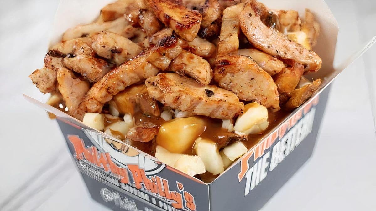 Grilled Chicken Poutine