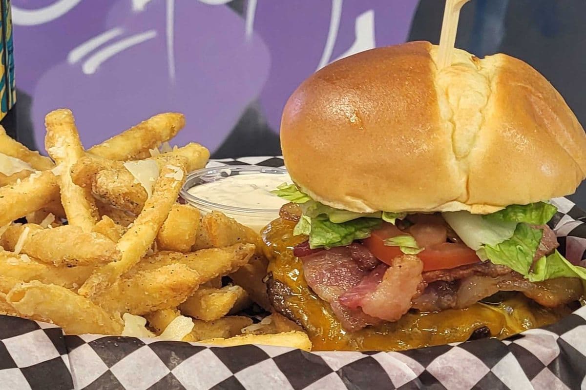 The Basic Glitch Burger
