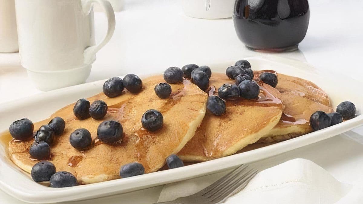 Very Blueberry Pancakes