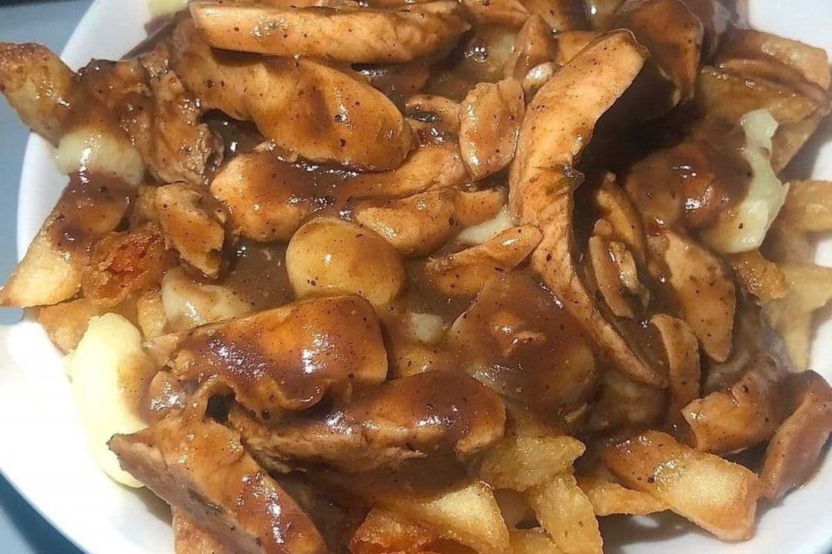Donair Poutine