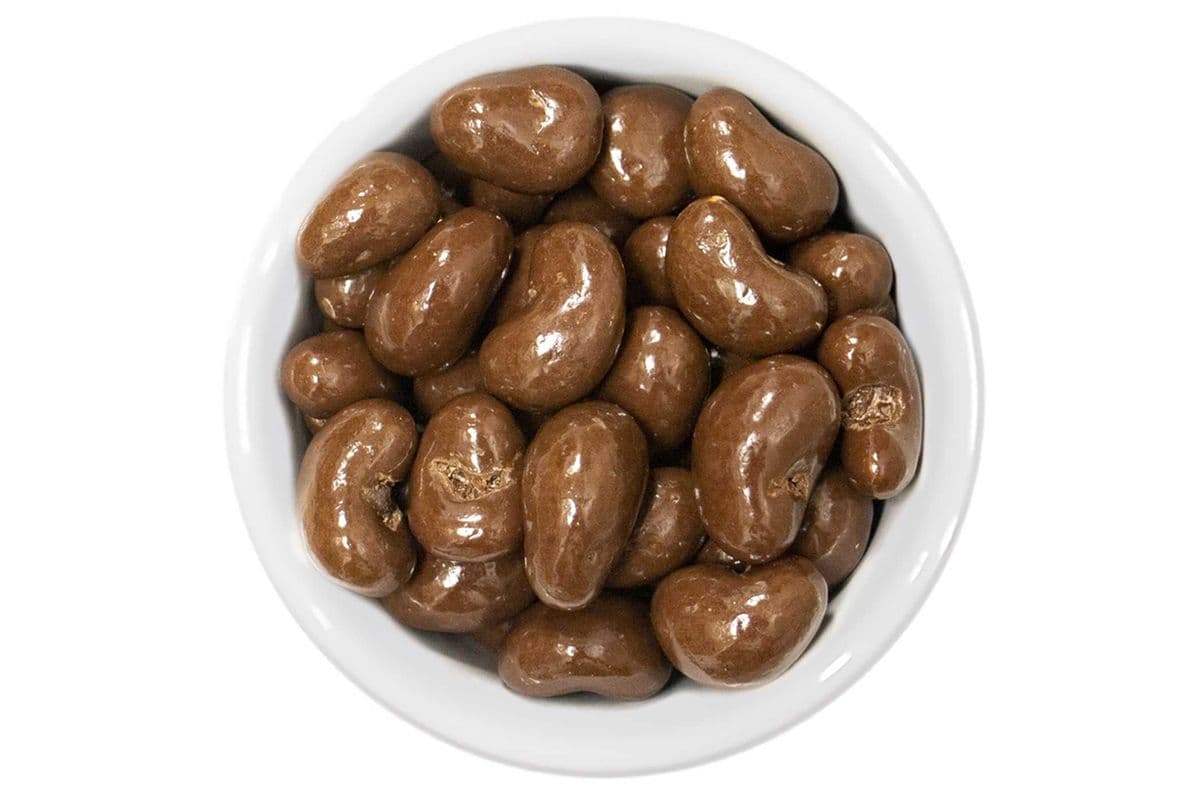 Milk Chocolate Cashews 1 Lb (1 LB)