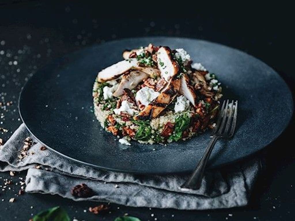 Salade de quinoa . / Quinoa salad