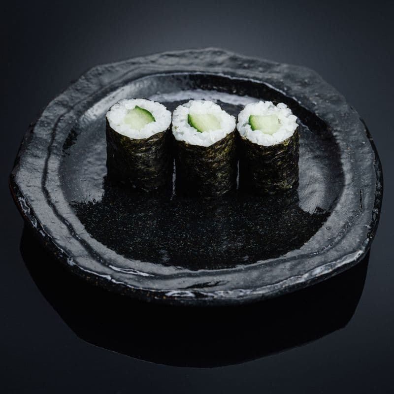 Hosomaki (Cucumber, Avocado or Natto) (8 pcs) (Vegan, gluten free)