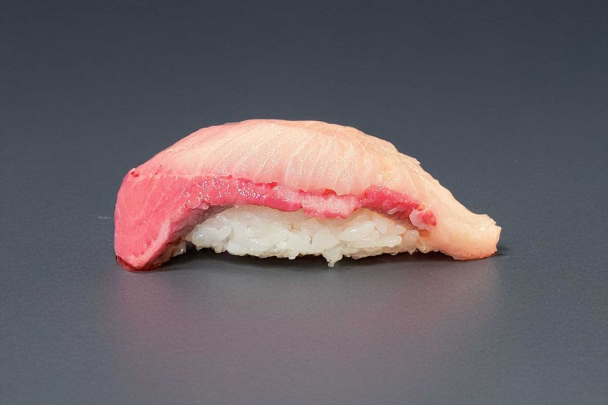 Hamachi Nigiri