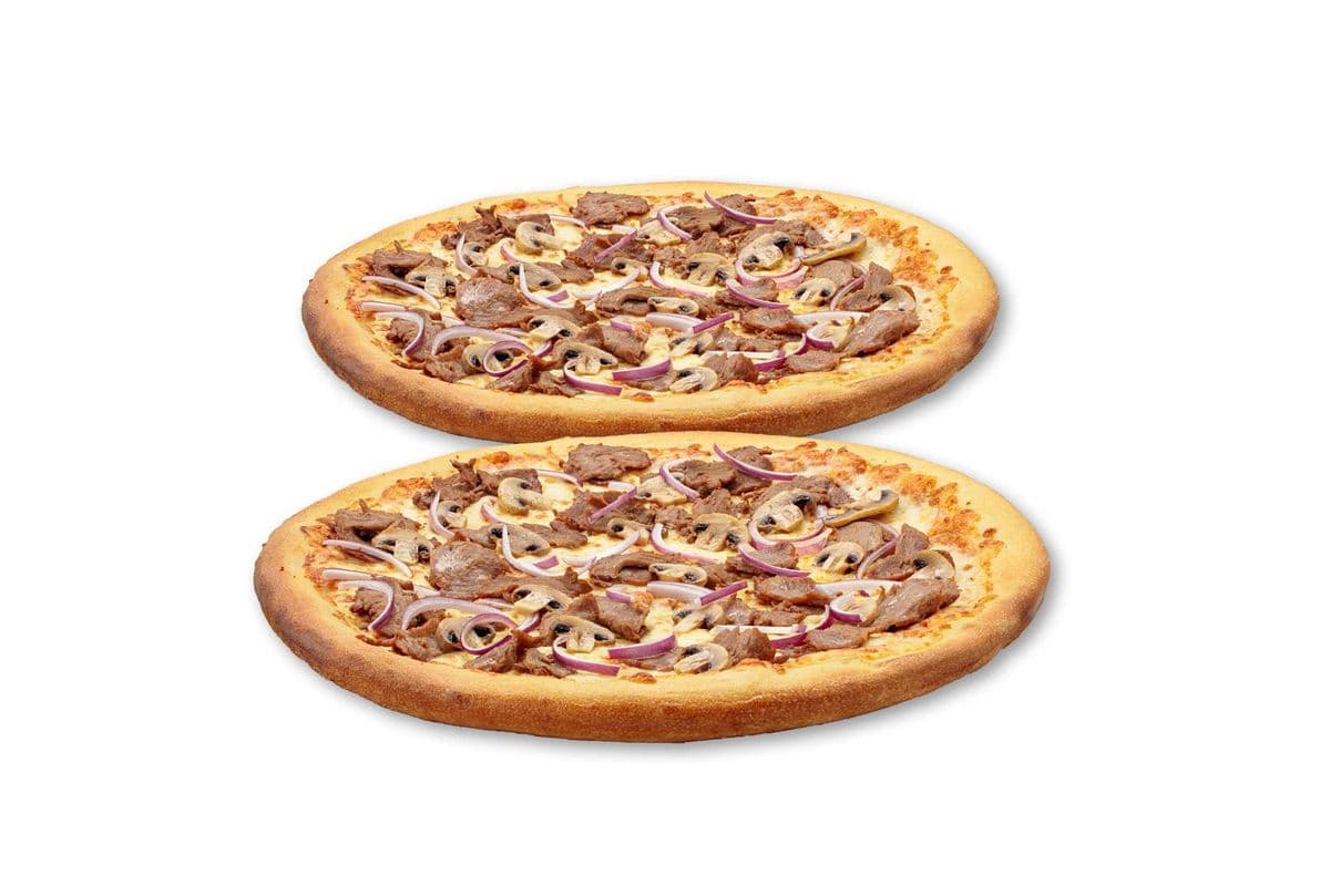 Deux Pizzas Moyennes au Steak Philly / Two Medium Philly Steak Pizzas