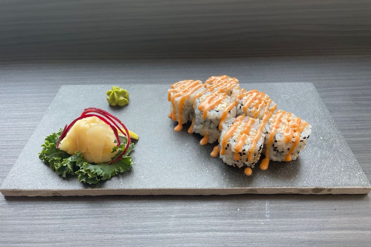 Spicy Shred Crabmeat Roll