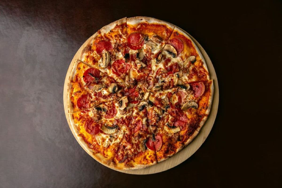 The Canadian Pizza