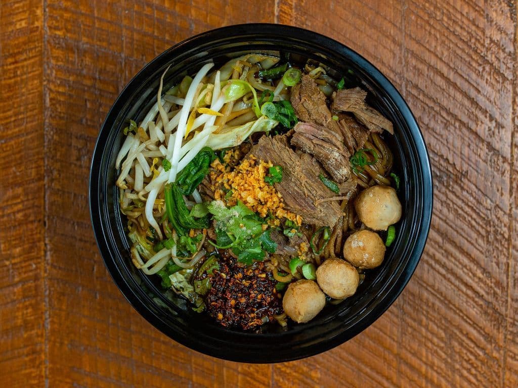 Soupe au Boeuf Braise | Thai Braised Beef Soup