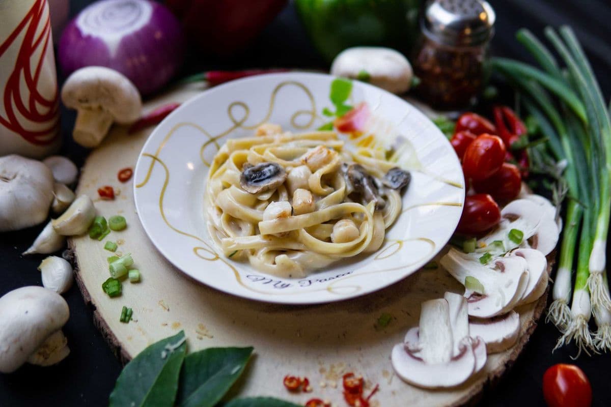 Small Create Your Own Meat or Seafood Pasta