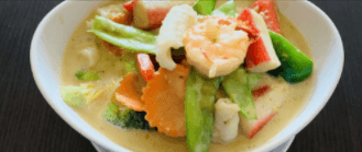 F04. Seafood in Green Curry