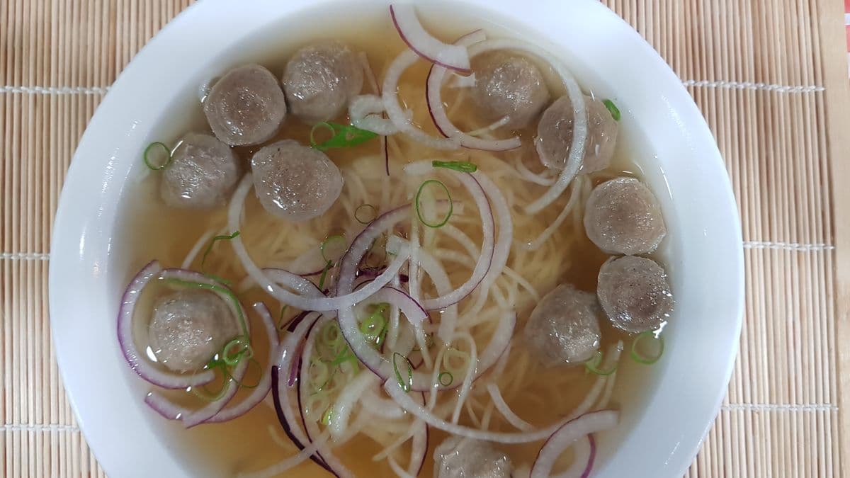 204. Rice Noodle Soup with Beef Balls