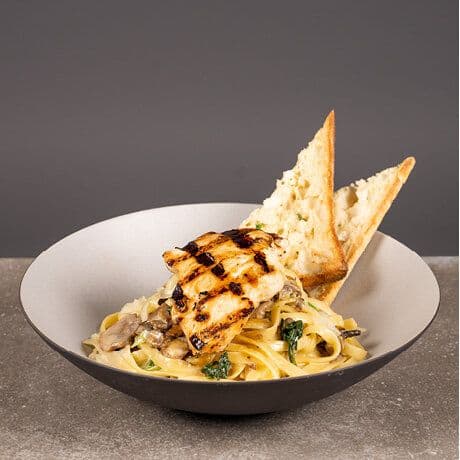 Chicken & Mushroom Fettuccine Alfredo